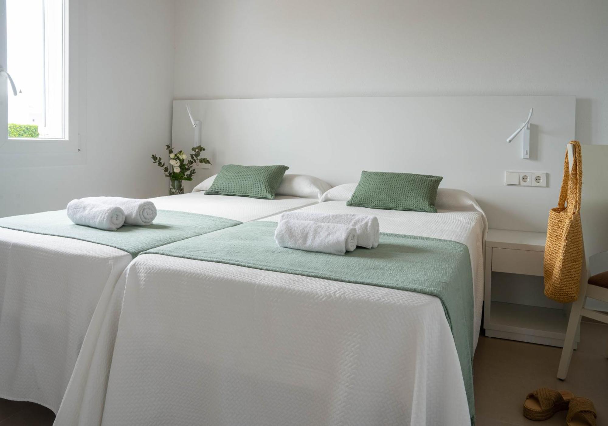 Sagitario Rymar Apartamentos Cala en Bosch Dış mekan fotoğraf